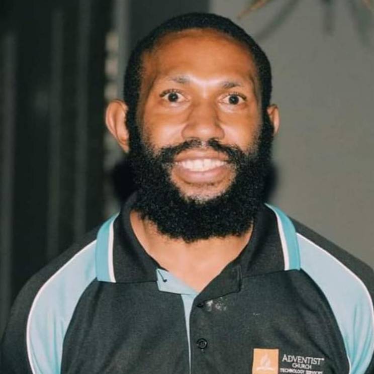 SIMON HAGAYO
